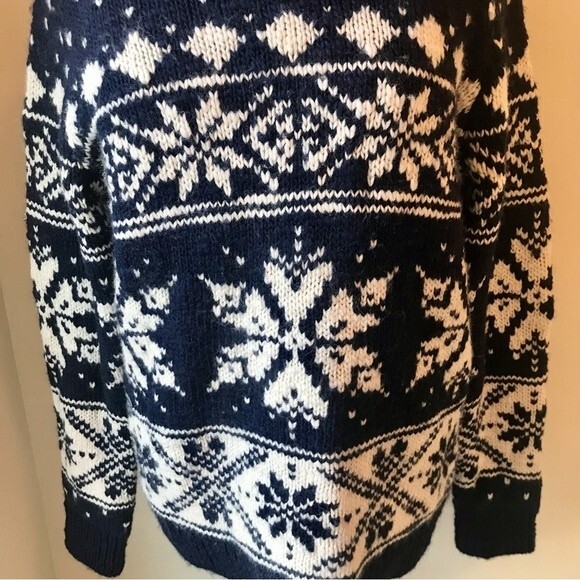 Fair Isle Sweater Wool Blend Sweater Chunky Knit Navy Blue White NWOT - Picture 3 of 9